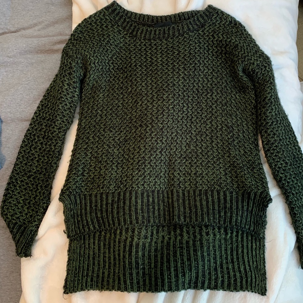 Harlowe & Graham green and black sweater